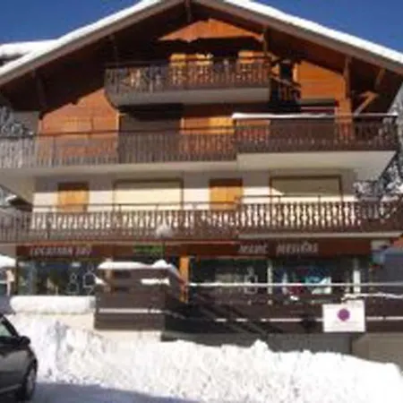 Apartment Chatel, 5 Pieces, 7 Personnes - Fr-1-200-292 Chatel